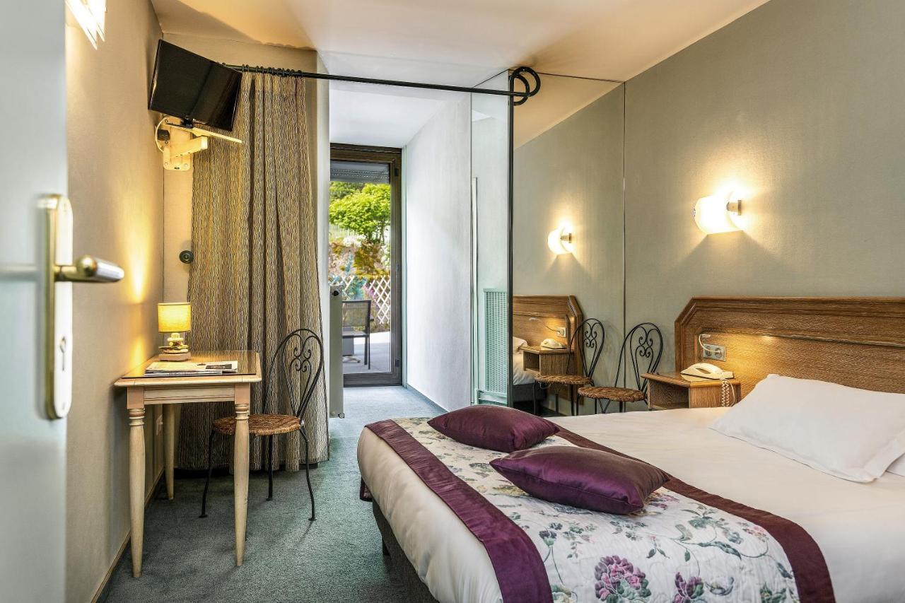 Logis Hotel Restaurant Le Mont Aigoual Meyrueis Exteriör bild